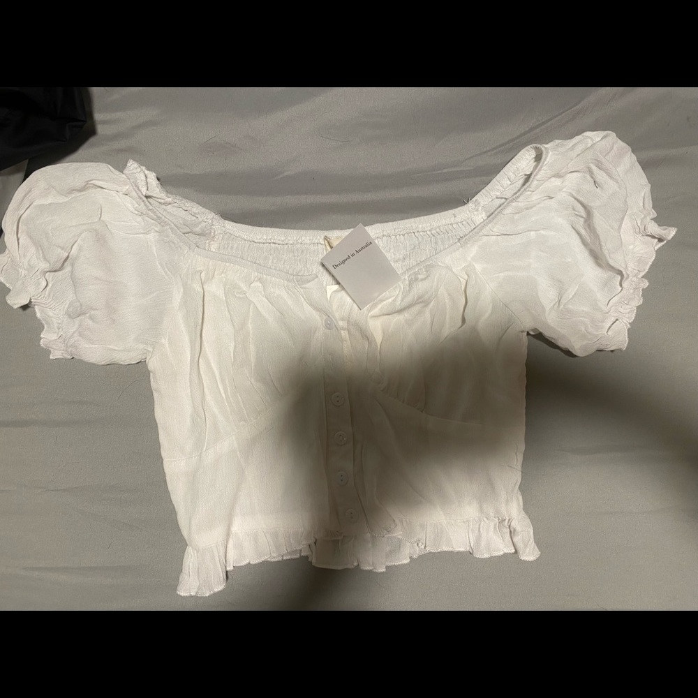 Alice Elle White Crop Top